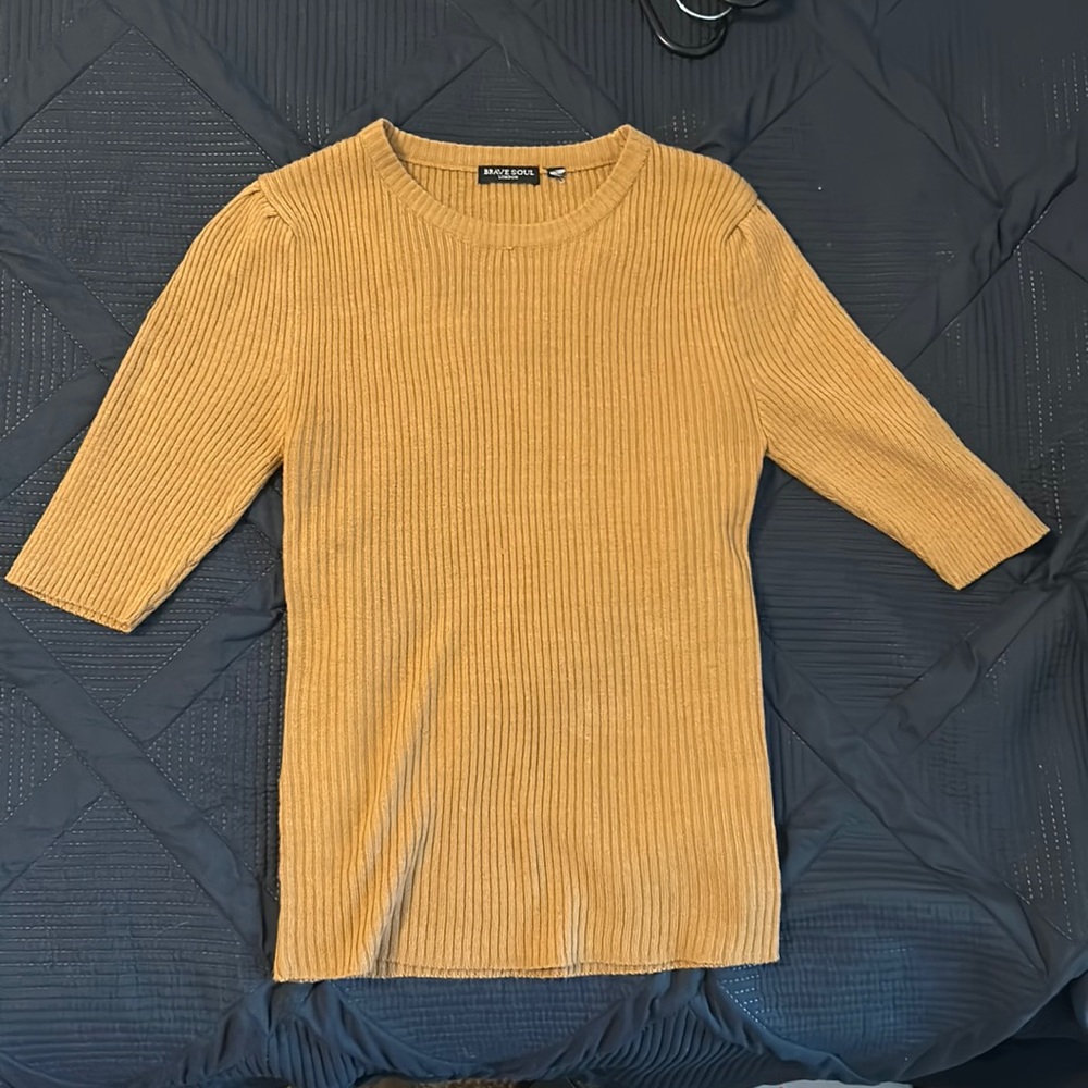 Small Camel Brave Soul 3/4 Sleeve Top